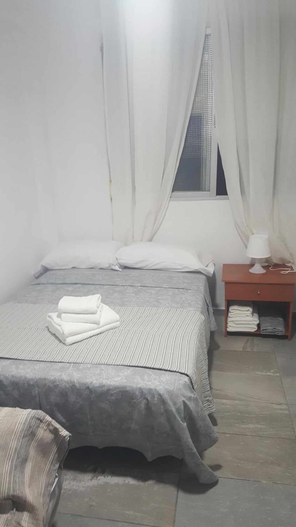Apartamento Estudio Coris Center Малага Екстериор снимка